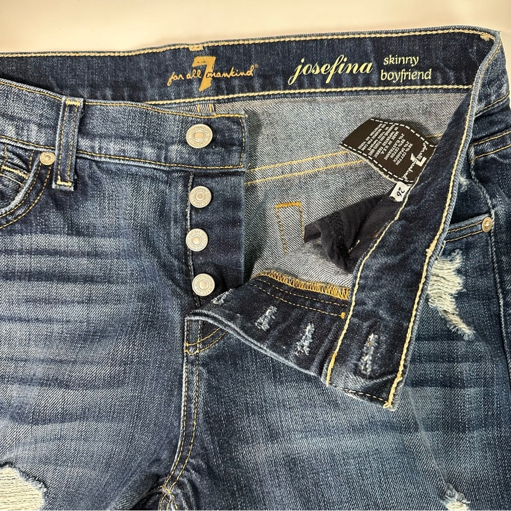 7 For All Mankind Josefina Skinny Boyfriend Jeans Sz 26 Buttonfly Distre… - Picture 9 of 13